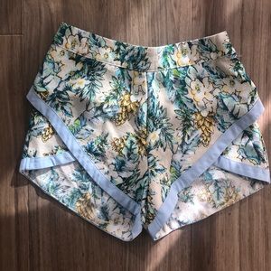 RUMOR printed shorts size XS